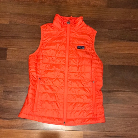 patagonia vest orange